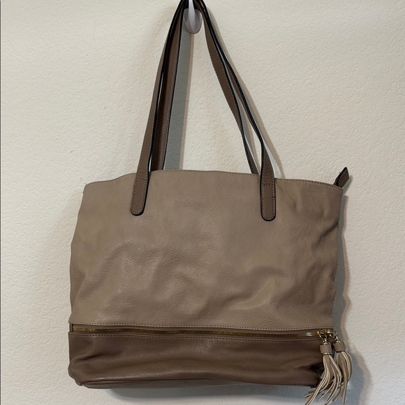 David Jones Paris Elegant Cream shoulder Bag - Picture 1 of 11